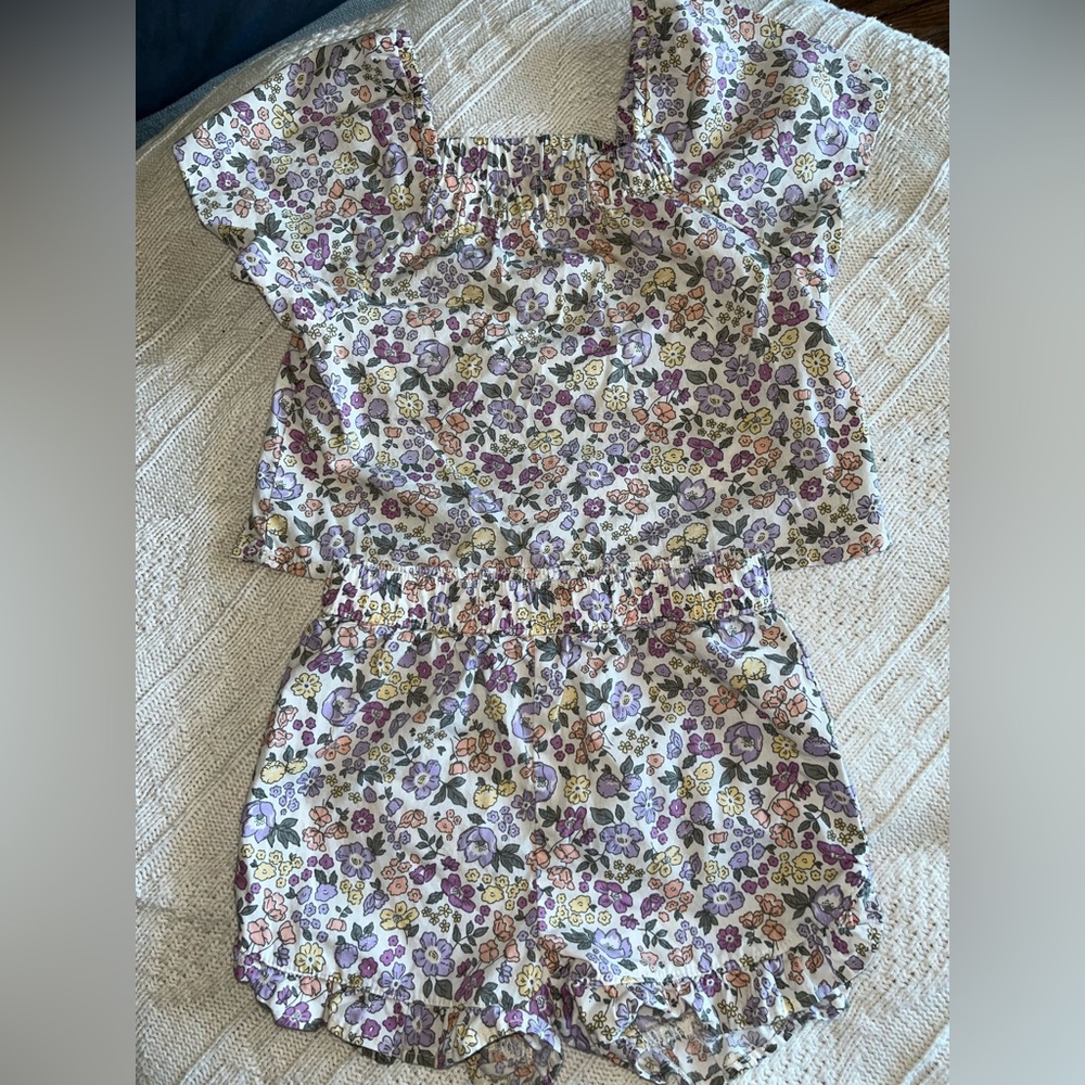 Girls 3t matching shorts set